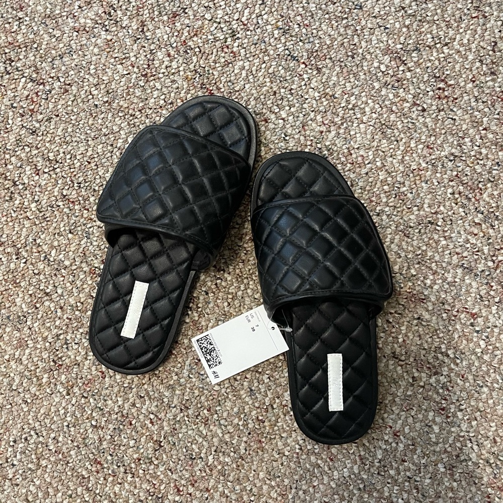 $3/25 Quilted Slides